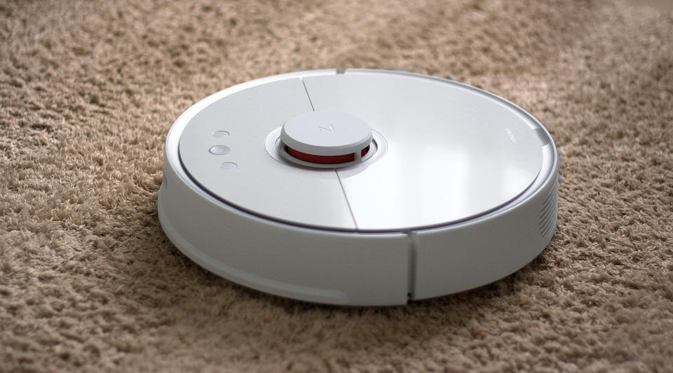 Robot Vacuum: Things to consider while bringing one home